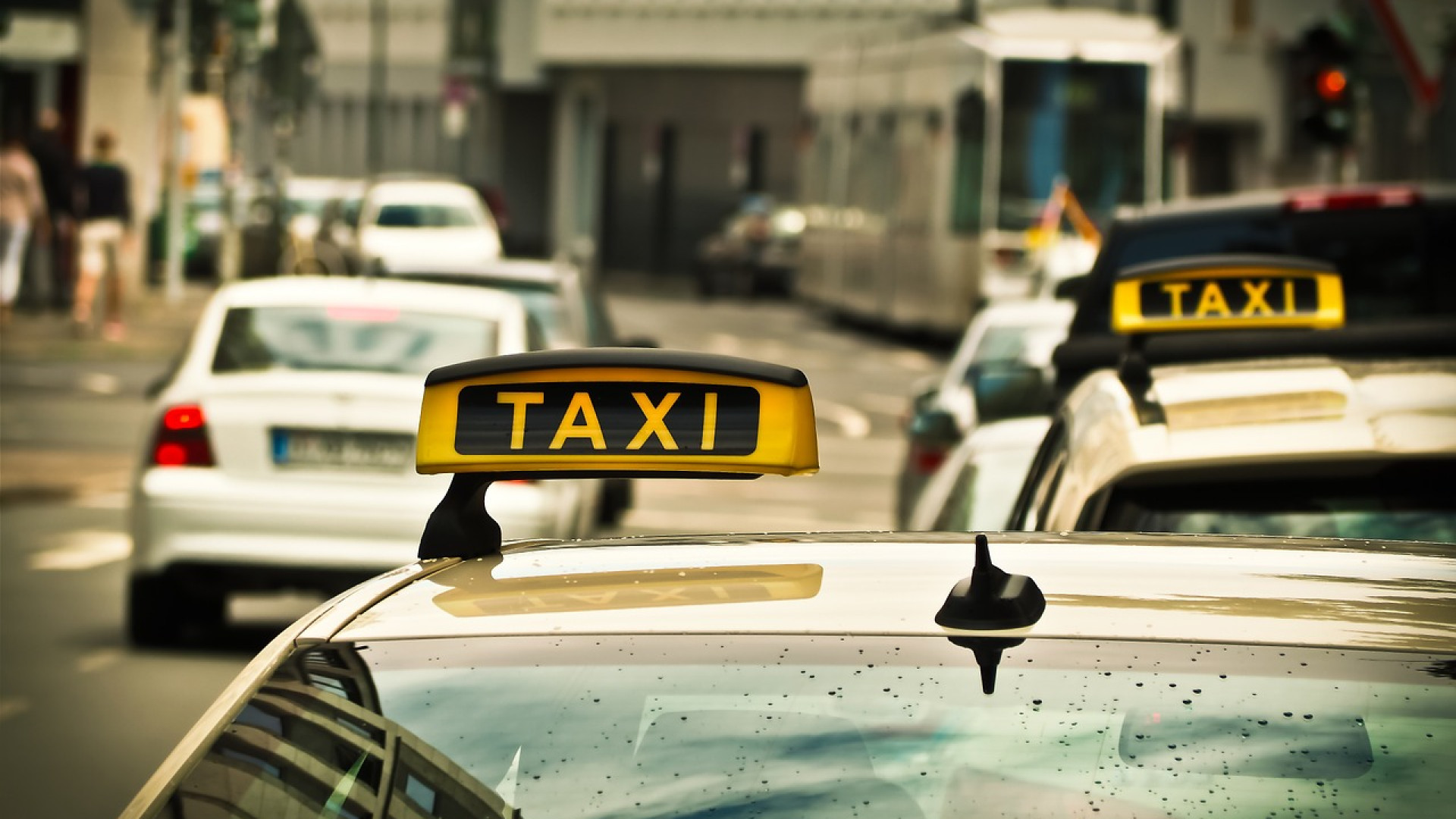 Réserver un taxi pour vous déplacer facilement lors de vos vacances